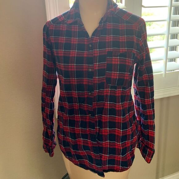 Hollister Women's Plaid Long Sleeve Button Down Shirt Blouse Top - Picture 1 of 4